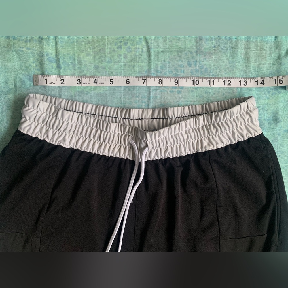 Adidas Men's Aeroready Basketball Club Shorts With Pockets Black/White Large - Picture 6 of 11